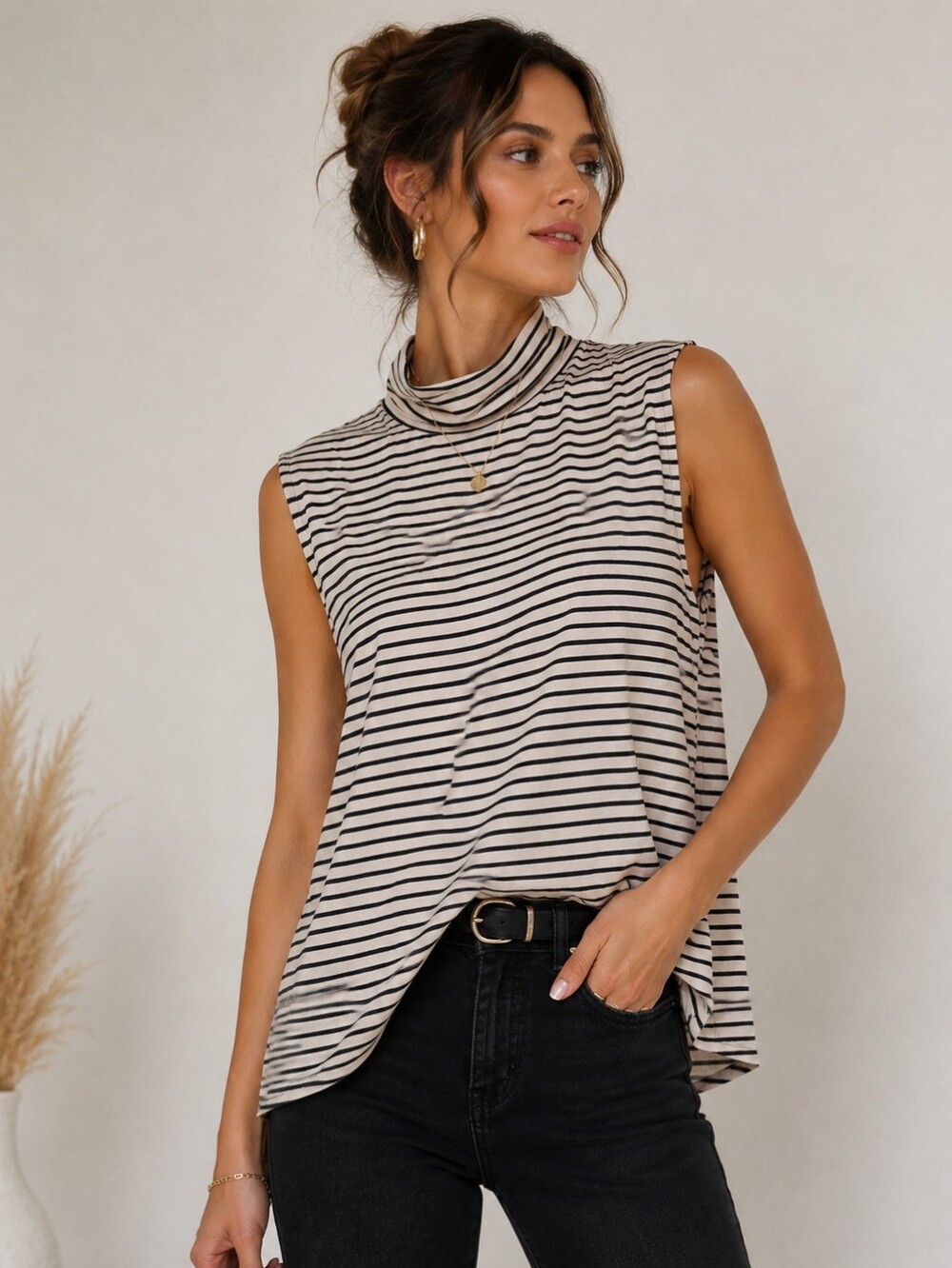 Cable & Gauge | Striped Sleeveless Mock Neck Top in Beige and Black, Size XL